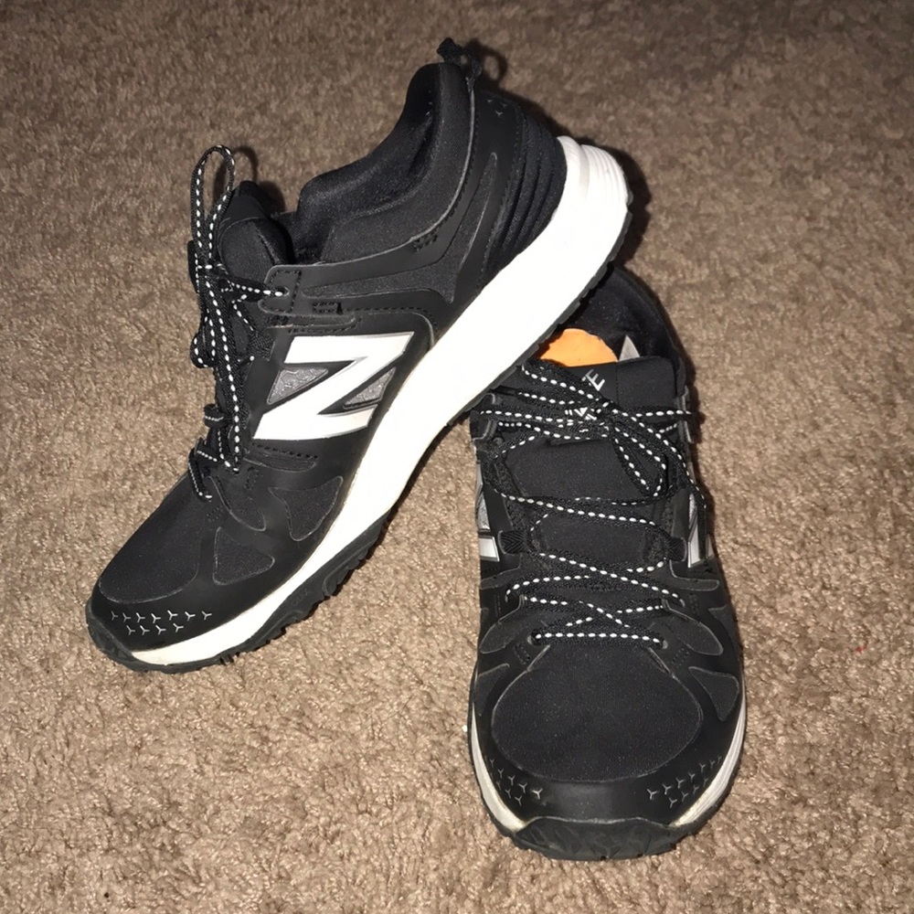 New Balance Cross Trainers- 9 wide